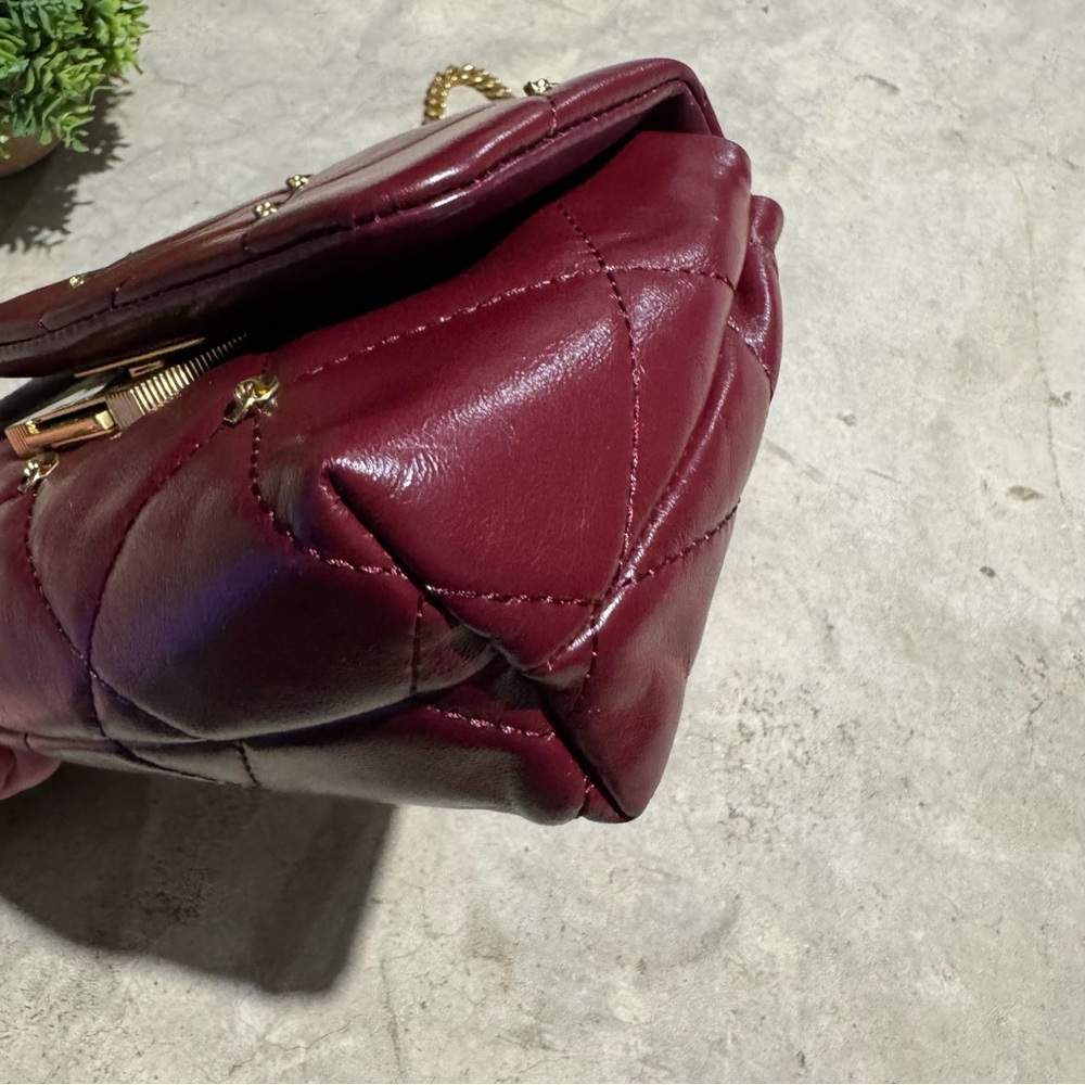 Ted Baker Ginn Quilted Leather Bag Mini‎ Crossbody Evening Red Gold Fall Firmal - Picture 3 of 9